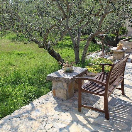 Spacious Bedroom For Two With Pool View - Pansion Hajduk Korcula Bagian luar foto